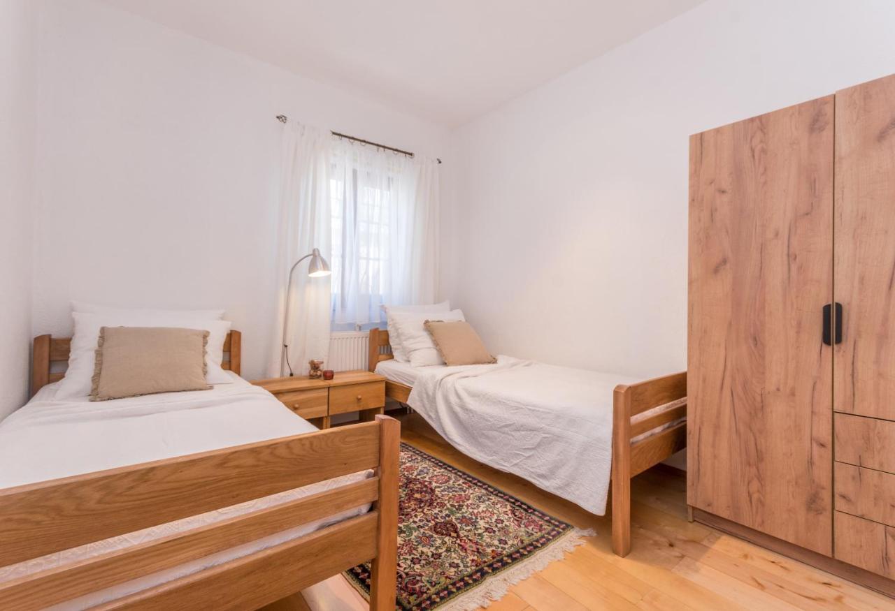 Mustel Travel Apartments Sveti Petar  Bagian luar foto