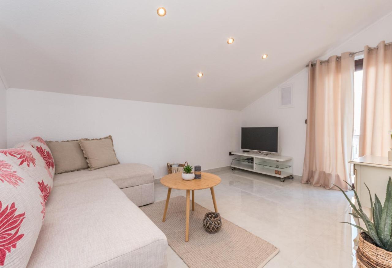 Mustel Travel Apartments Sveti Petar  Bagian luar foto